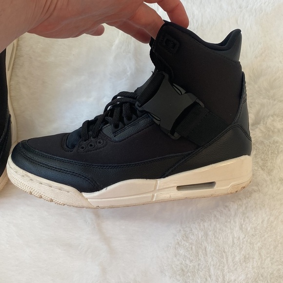Women’s Air Jordan 3 Retro EXP XX Black Sail - Picture 4 of 13